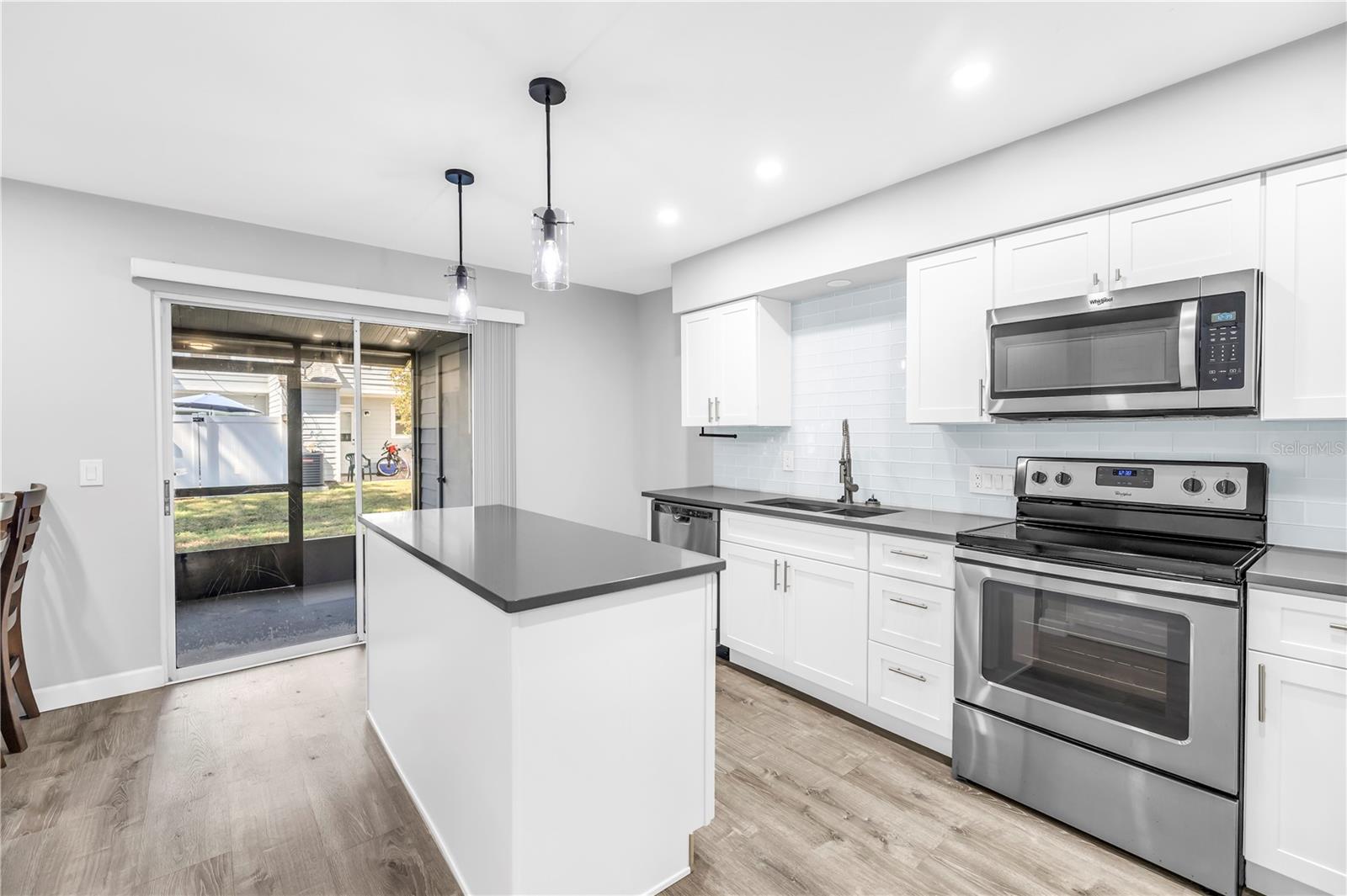 PINEBROOK ESTS PH 2 UNIT 3 - Residential