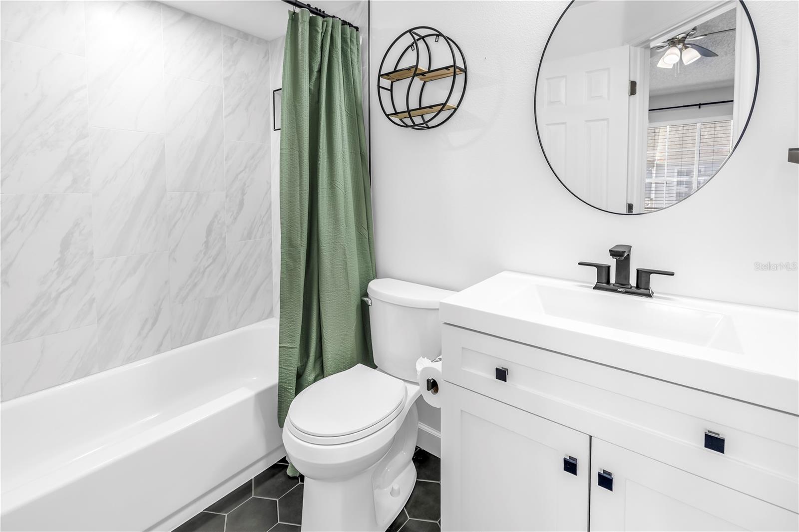 PINEBROOK ESTS PH 2 UNIT 3 - Residential