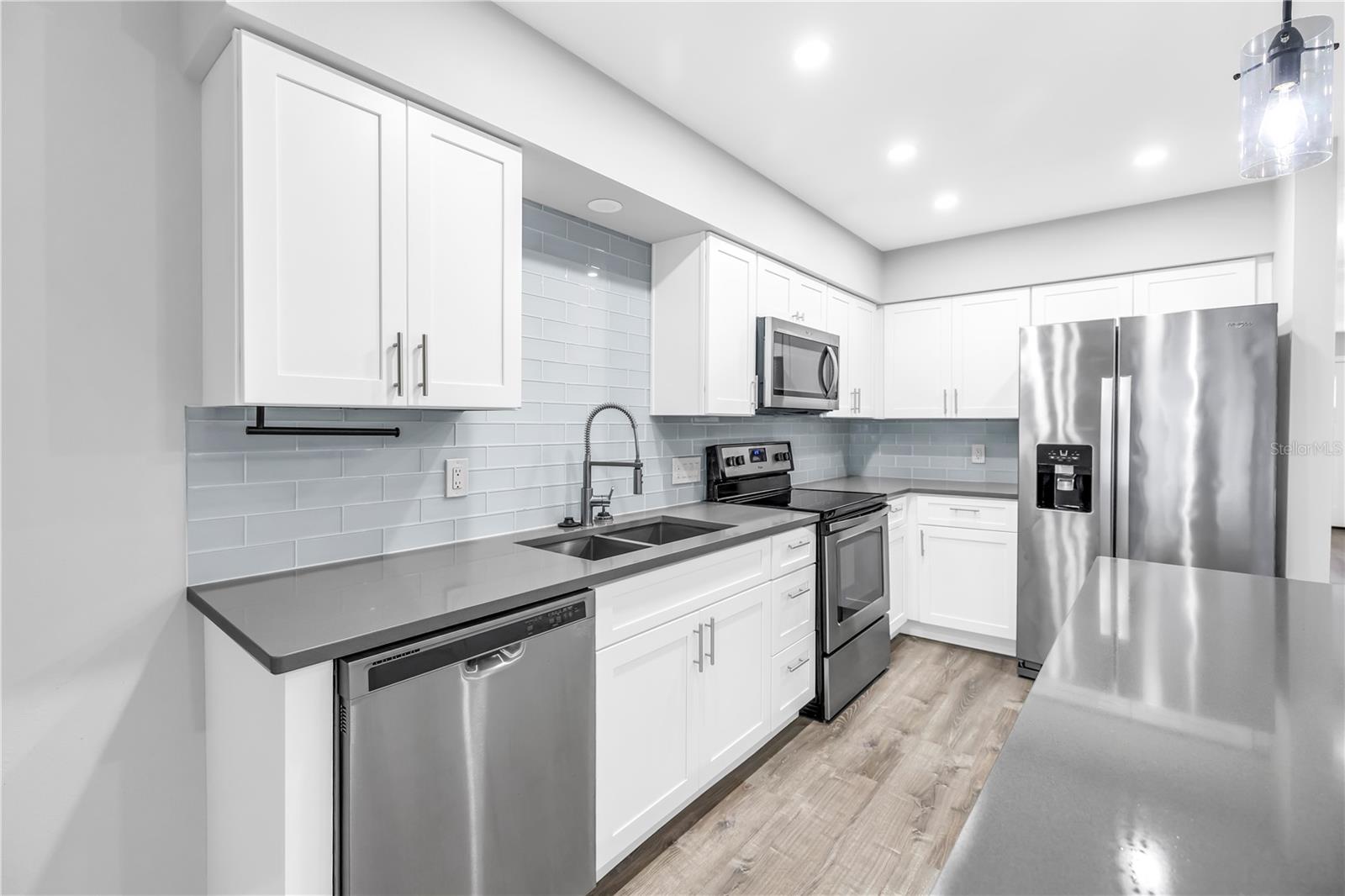PINEBROOK ESTS PH 2 UNIT 3 - Residential