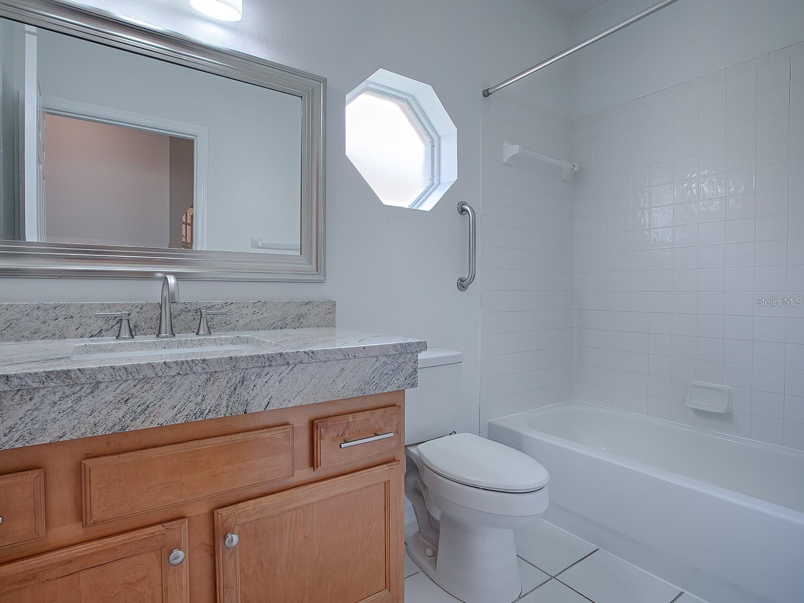 COUNTRY CLUB OF MOUNT DORA PH 02-9 - Residential Lease