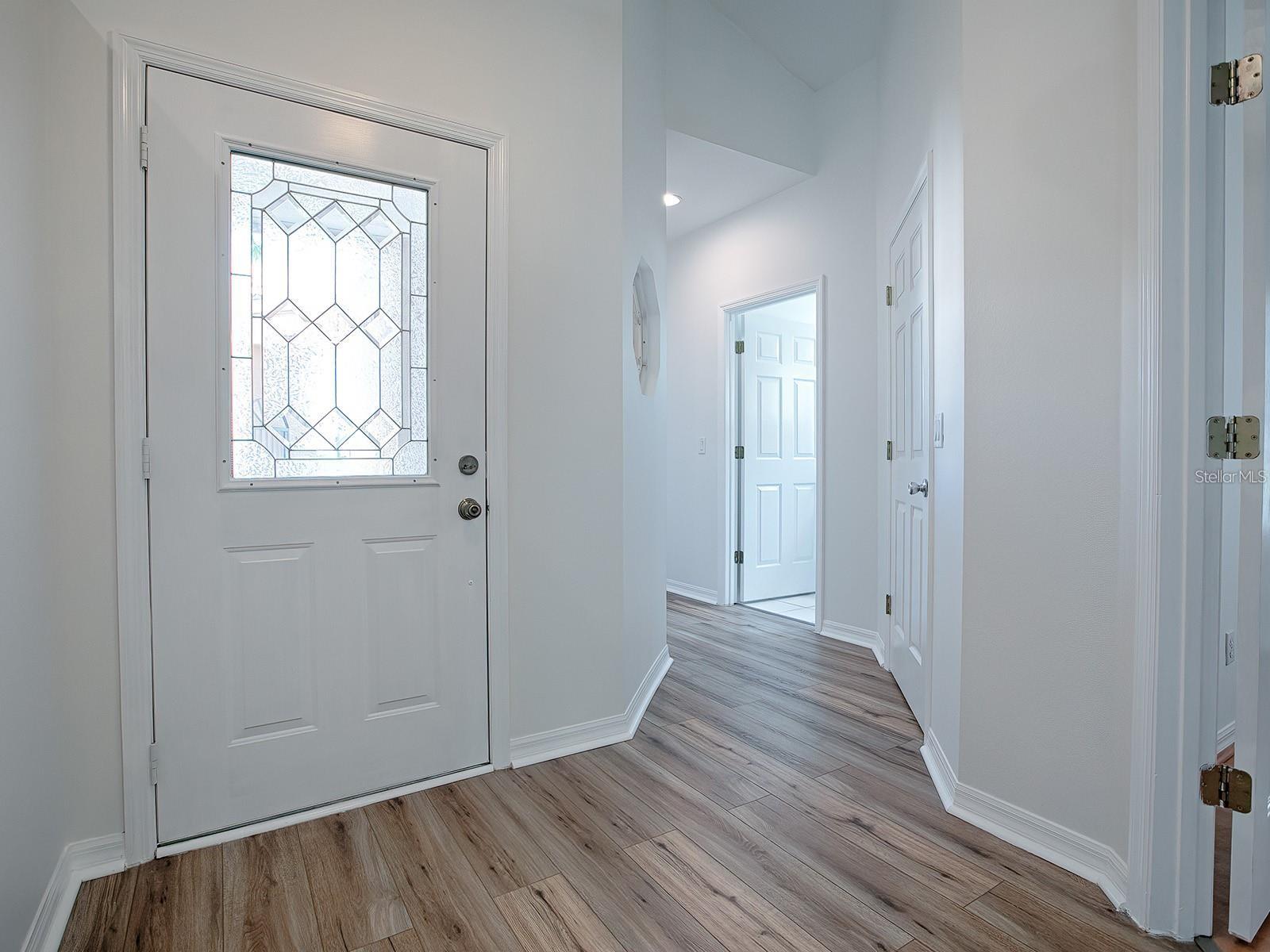 COUNTRY CLUB OF MOUNT DORA PH 02-9 - Residential Lease