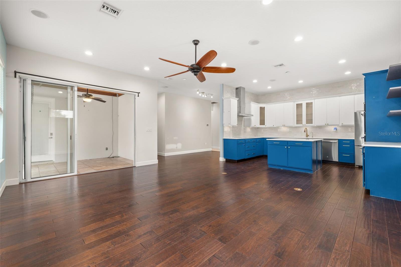 SHOWALTER PARK - Residential