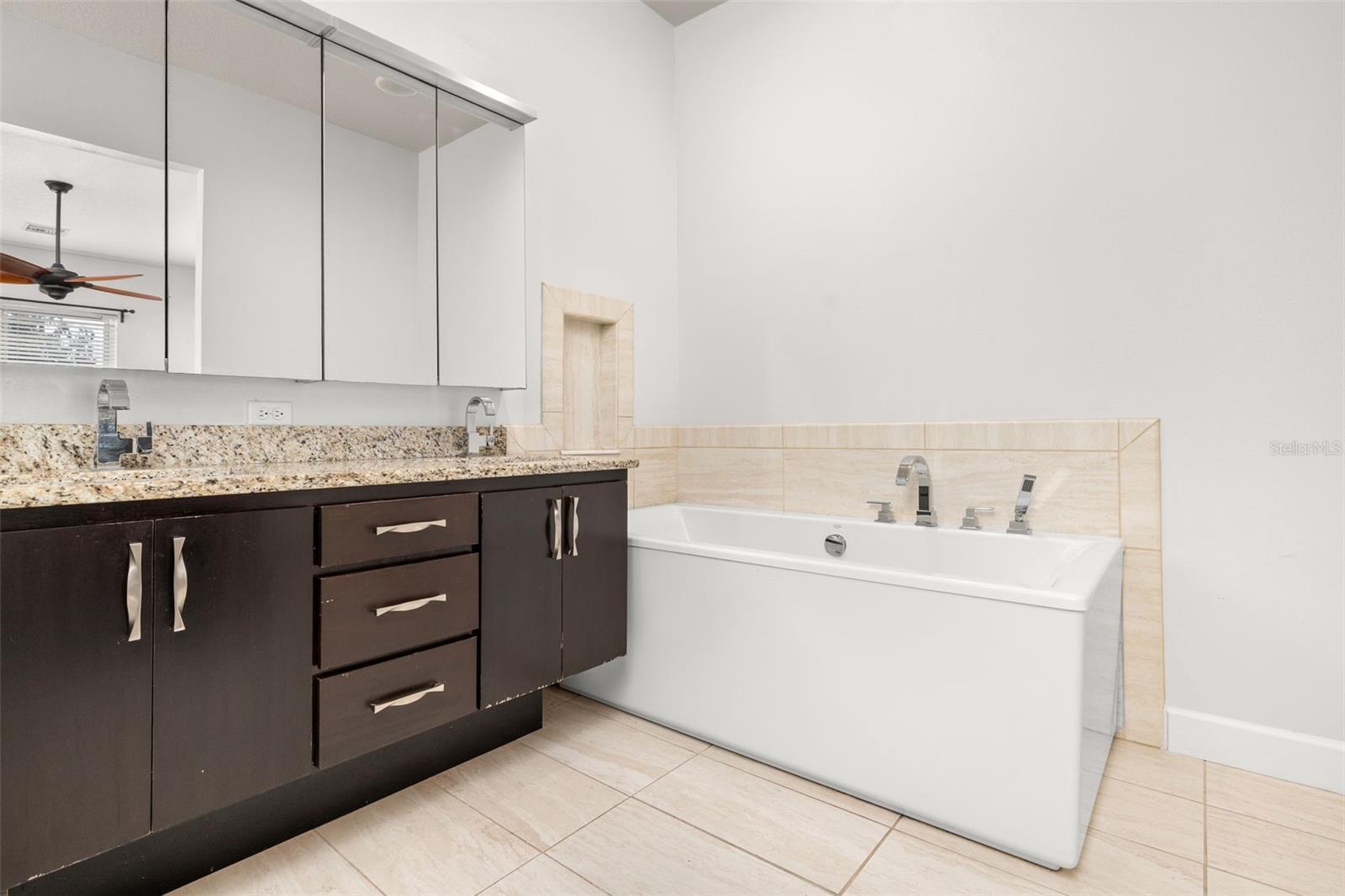 SHOWALTER PARK - Residential