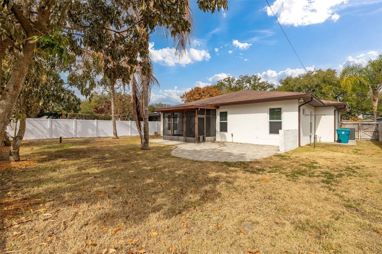 SHOWALTER PARK - Residential