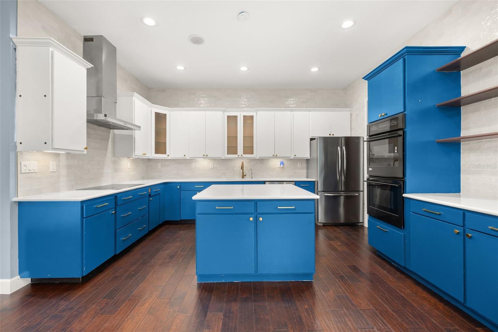 SHOWALTER PARK - Residential