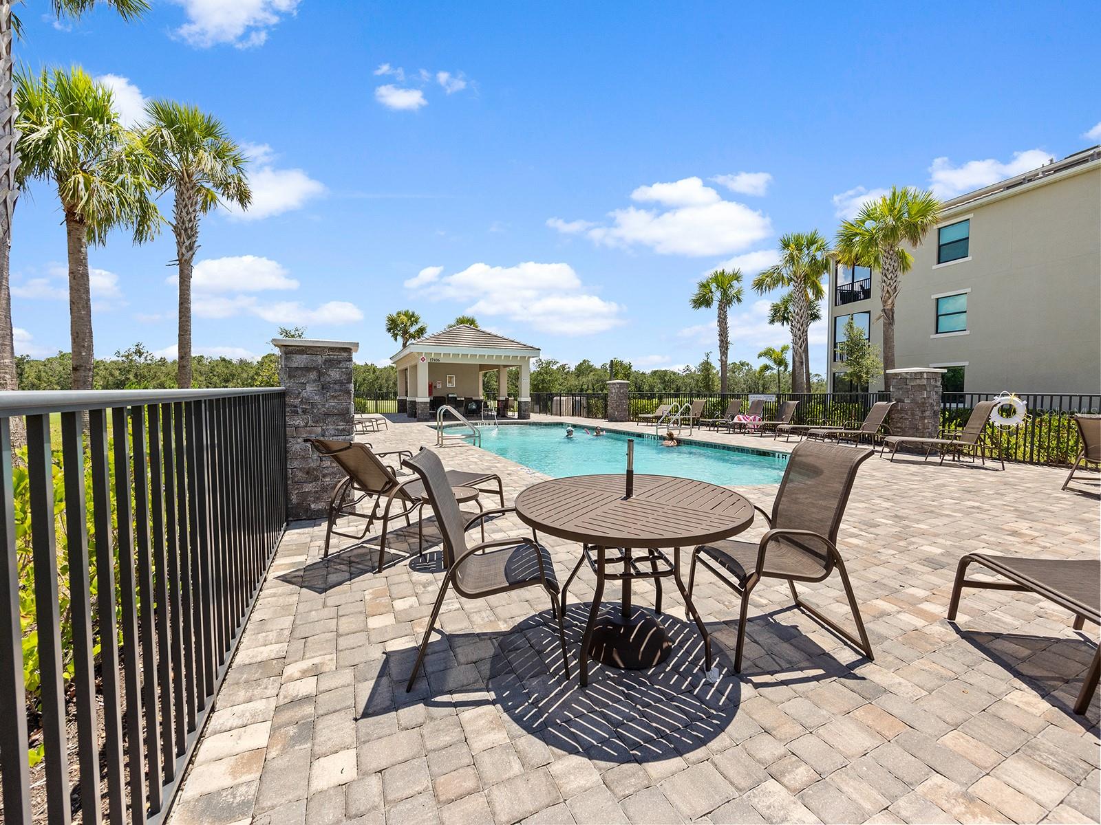 LAKEWOOD NATIONAL - Residential