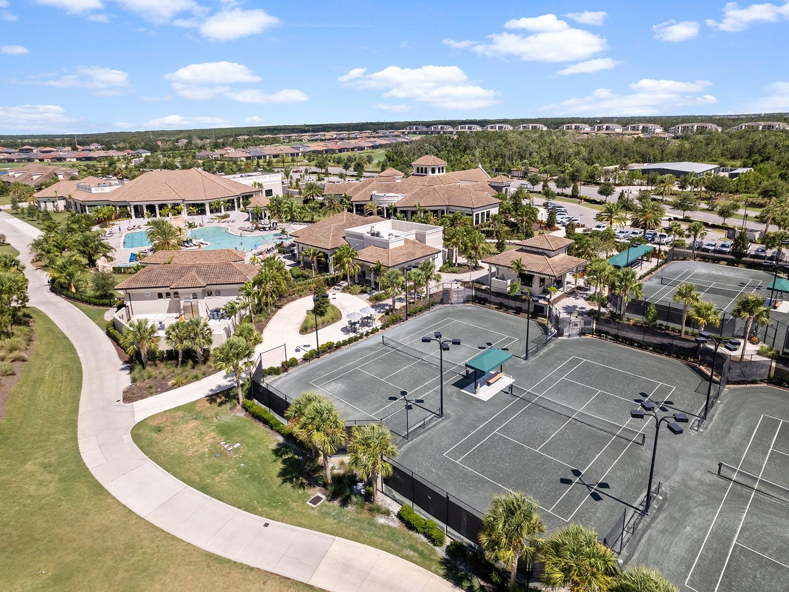 LAKEWOOD NATIONAL - Residential