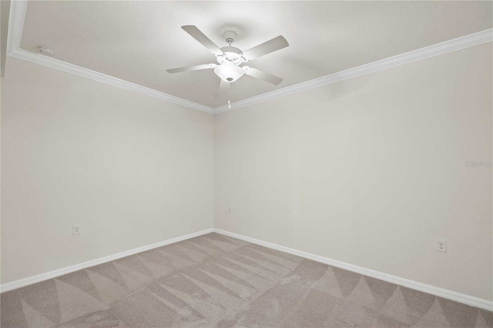 LAKEWOOD NATIONAL - Residential