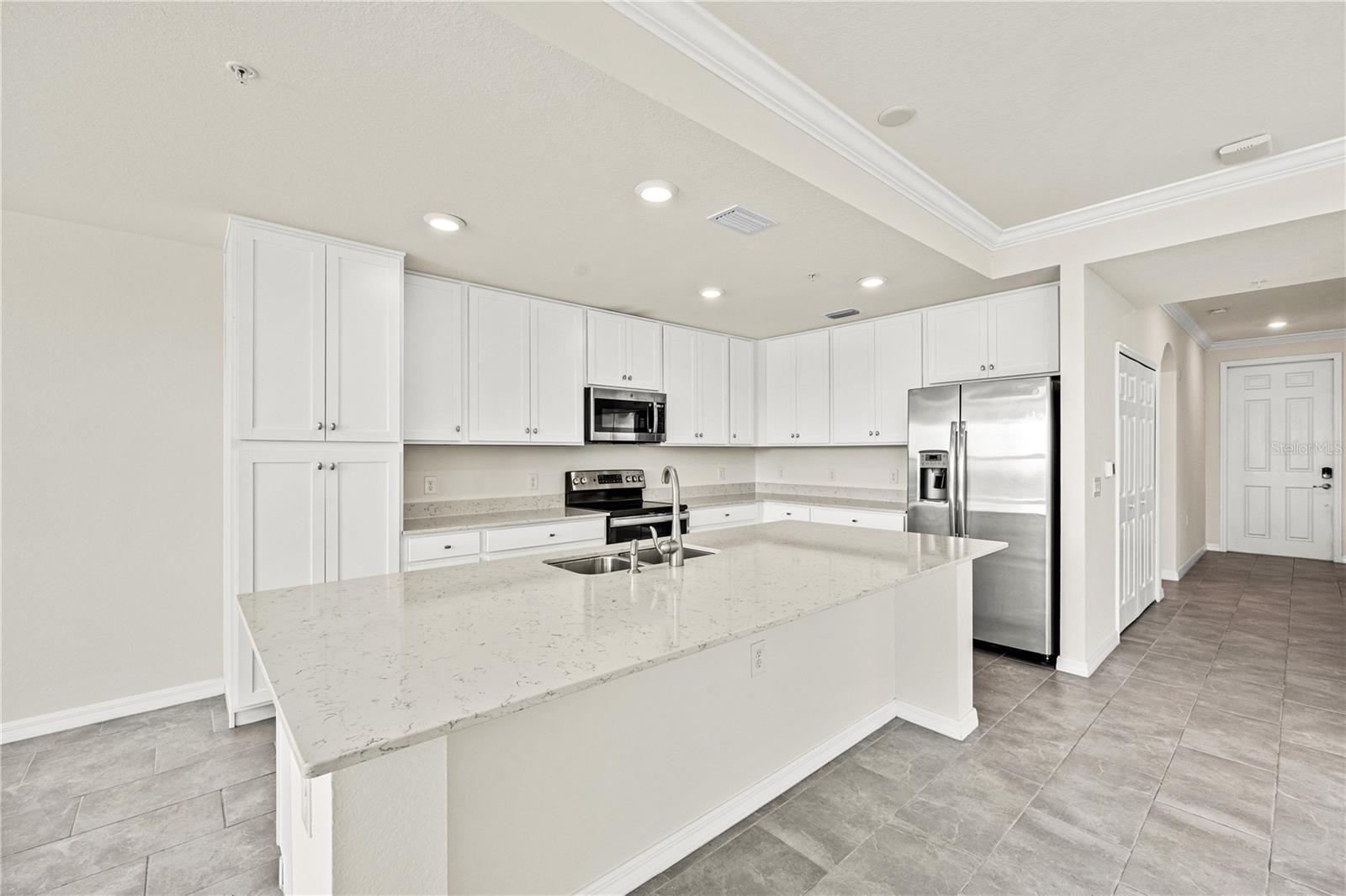 LAKEWOOD NATIONAL - Residential