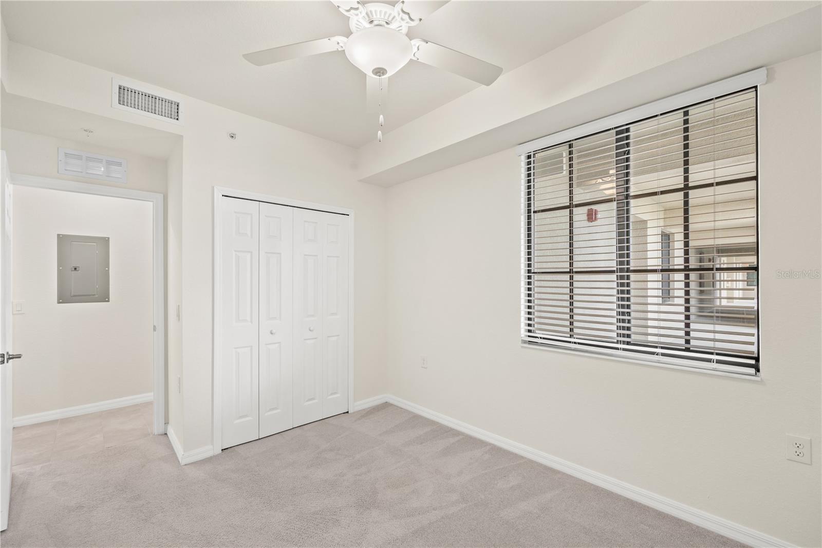 LAKEWOOD NATIONAL - Residential