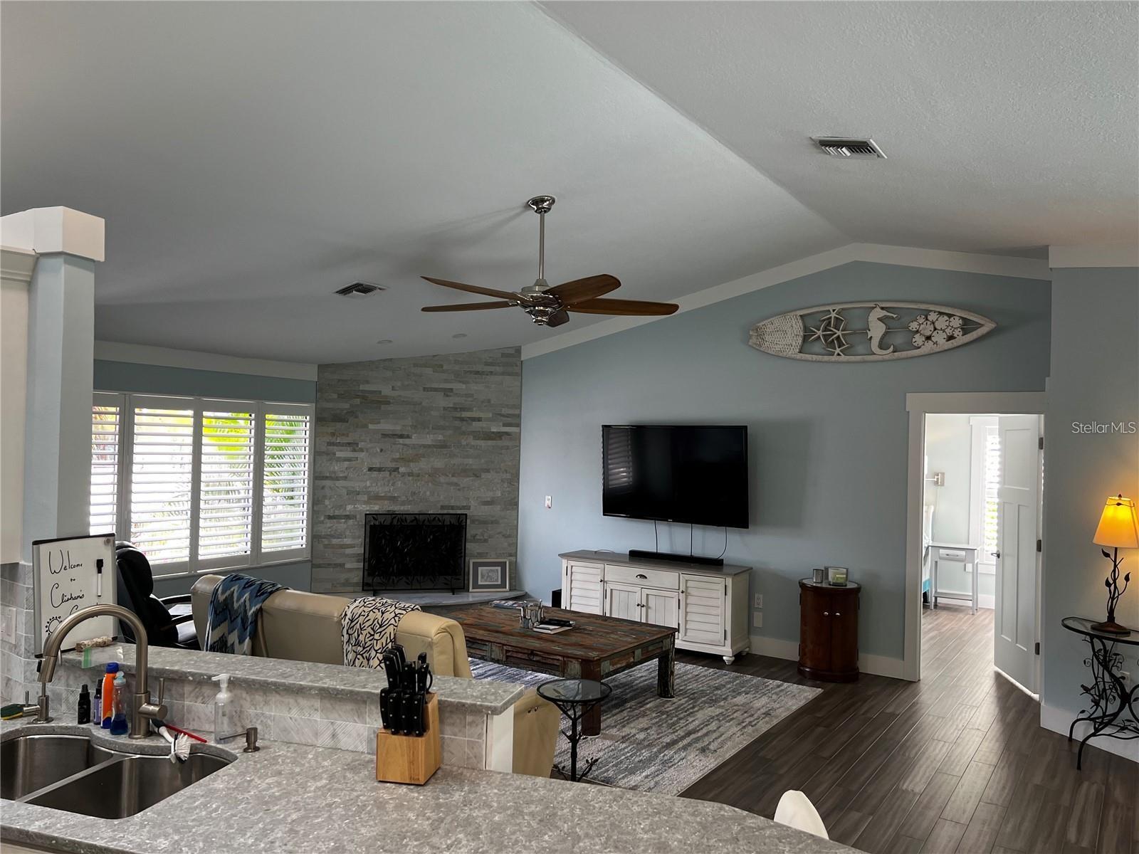 TIMBERLAKES - Residential Lease