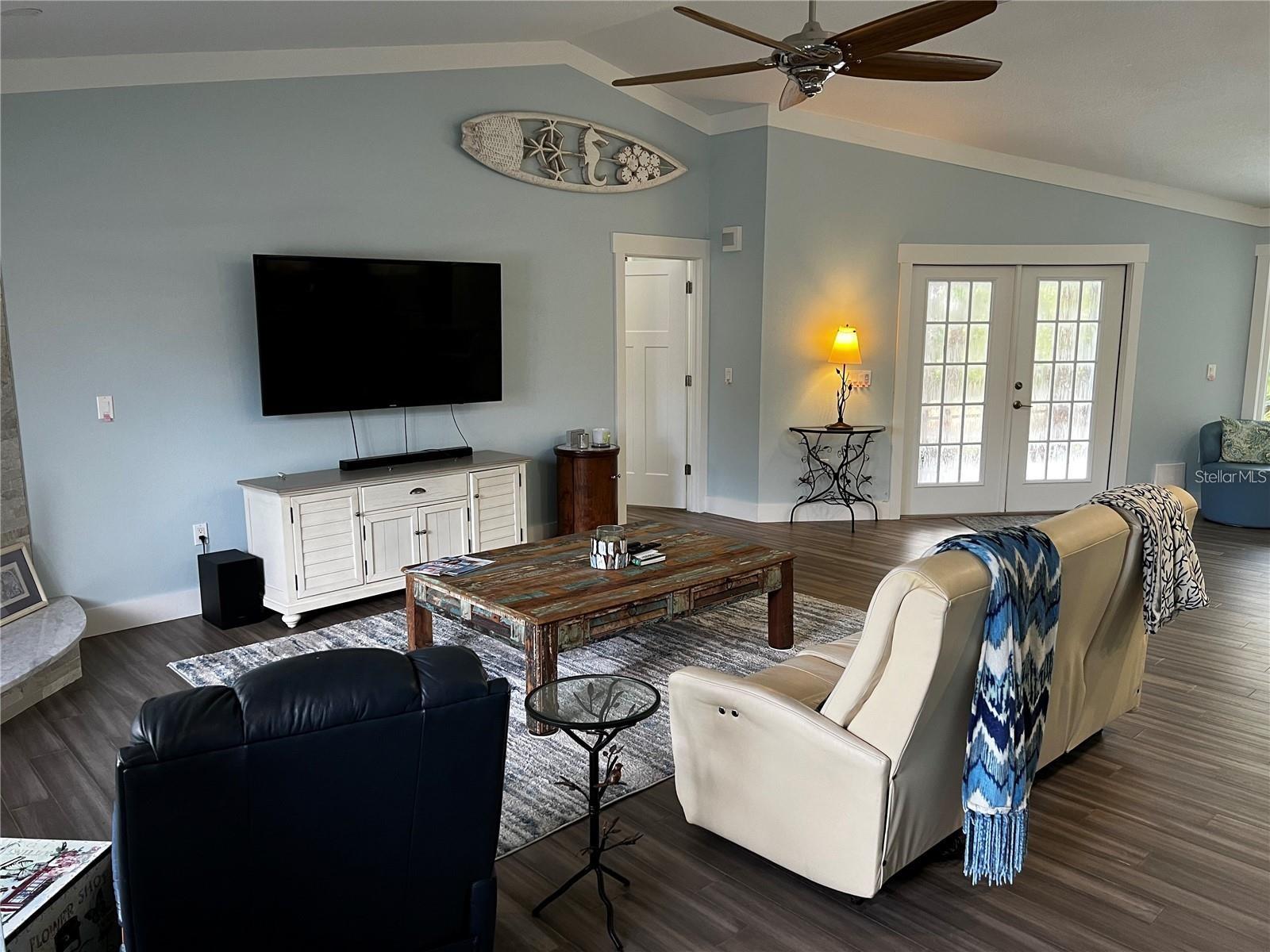 TIMBERLAKES - Residential Lease