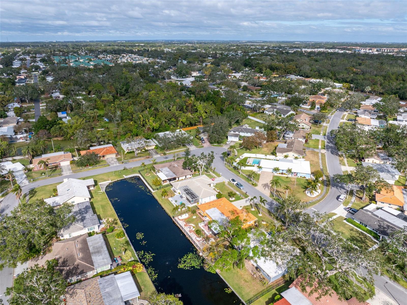 CANTERBURY CHASE - Residential