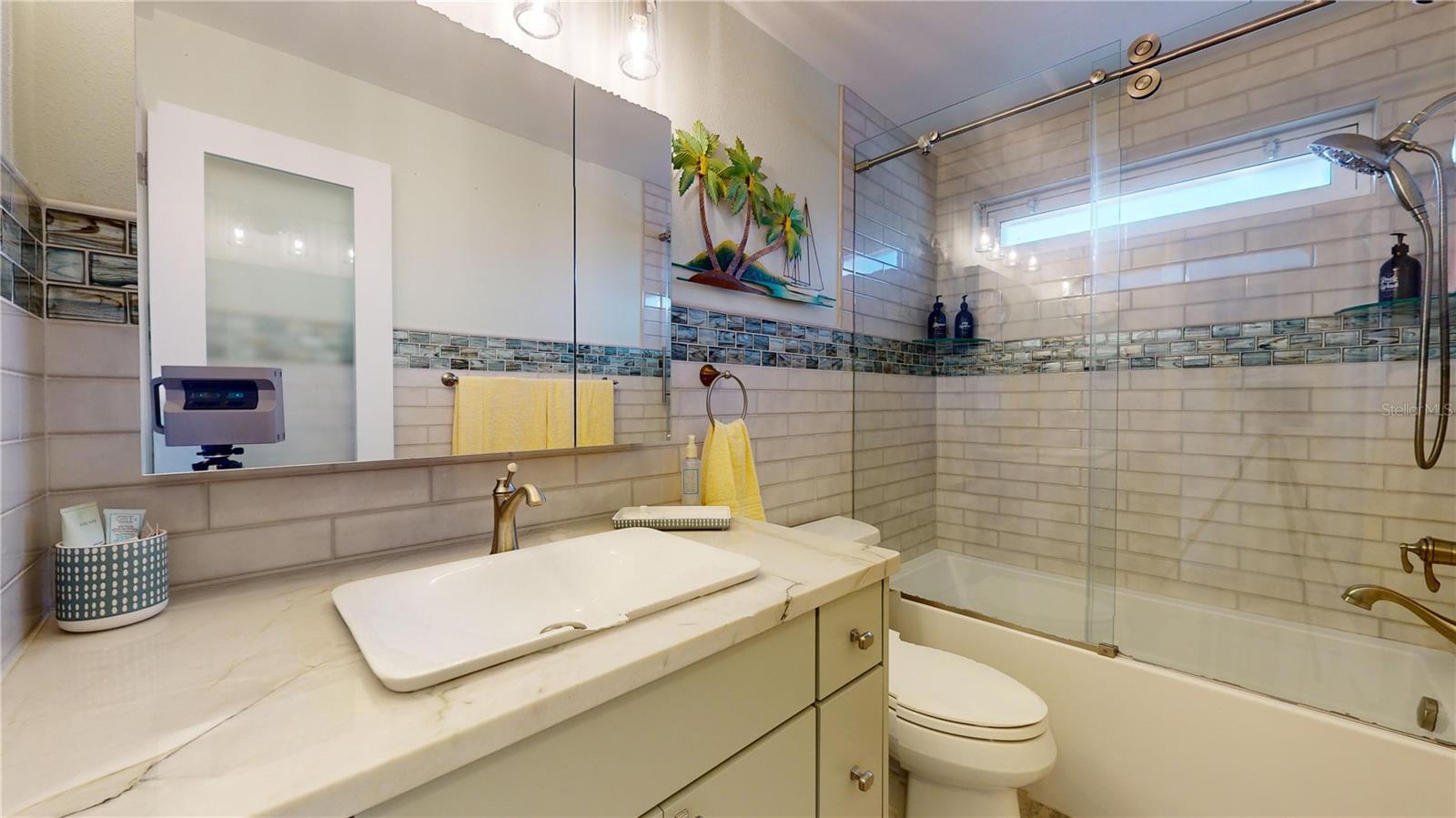 CANTERBURY CHASE - Residential
