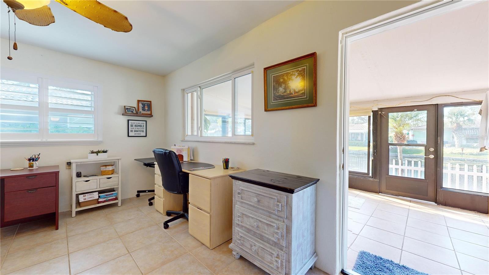 CANTERBURY CHASE - Residential