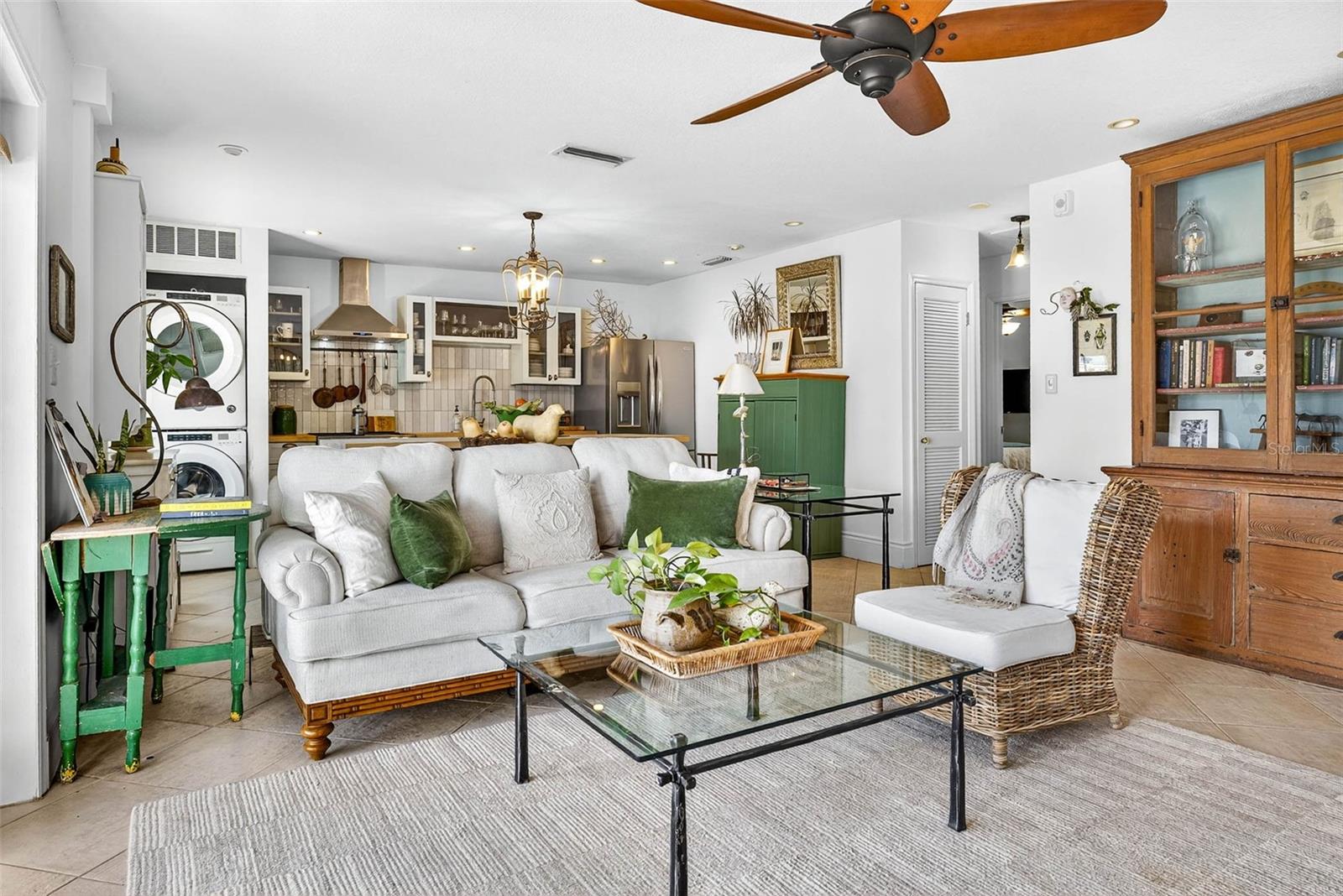 WATERSIDE AT COQUINA KEY SOUTH - Residential