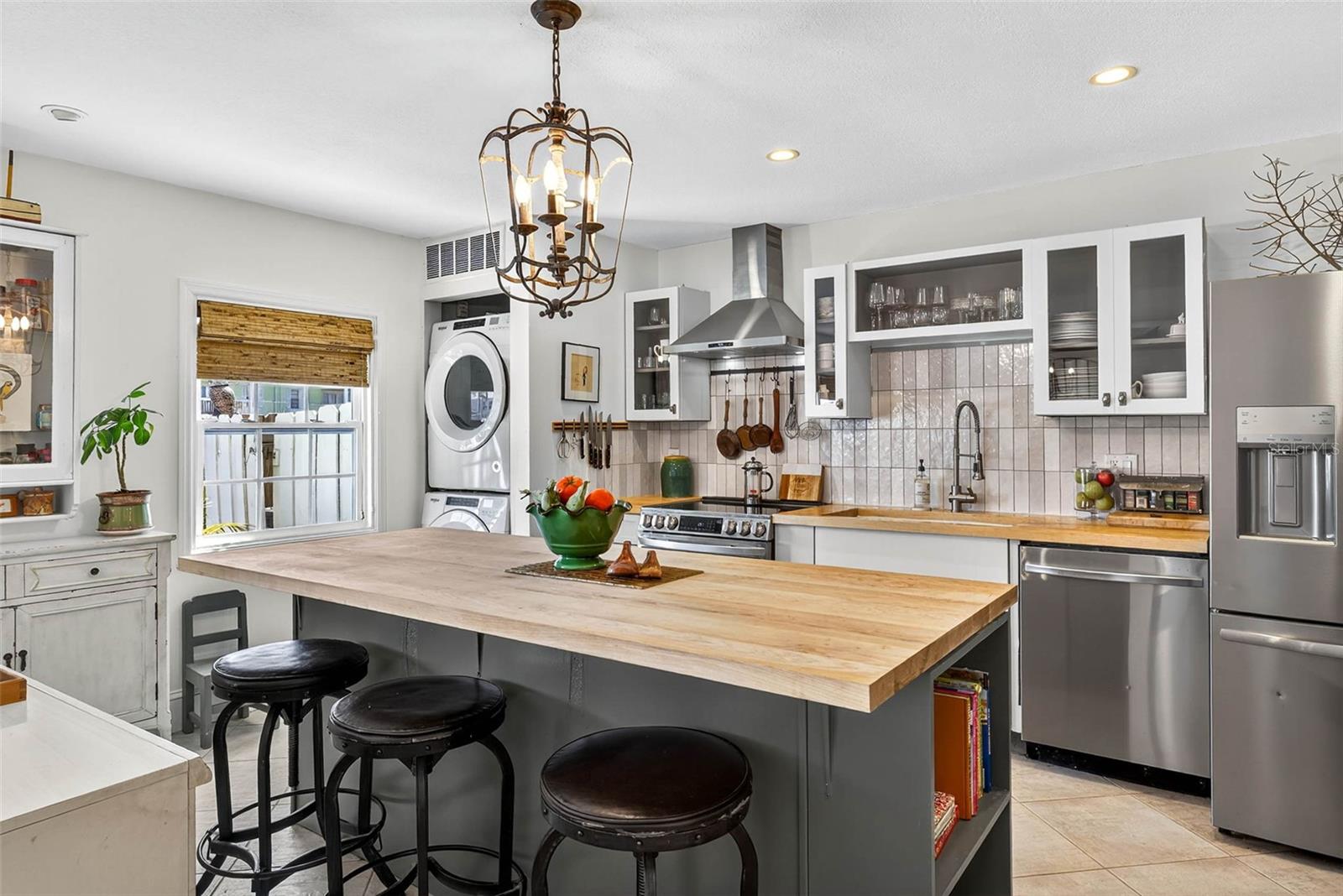WATERSIDE AT COQUINA KEY SOUTH - Residential