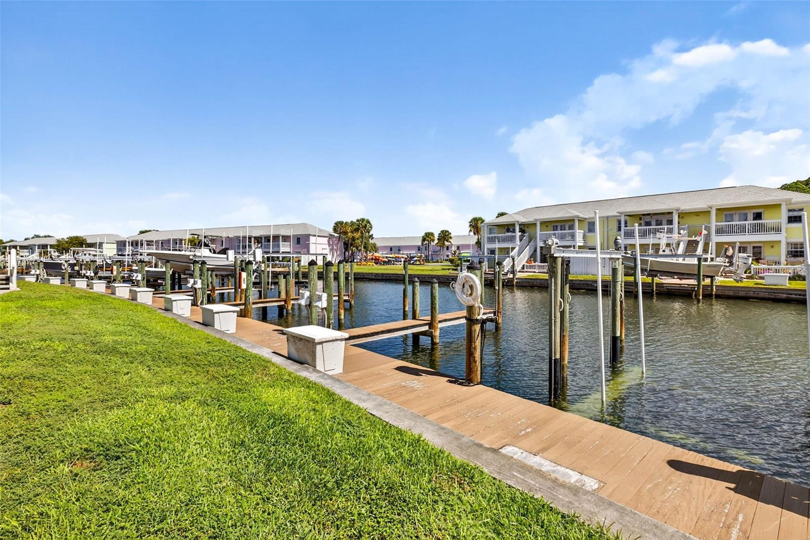 WATERSIDE AT COQUINA KEY SOUTH - Residential