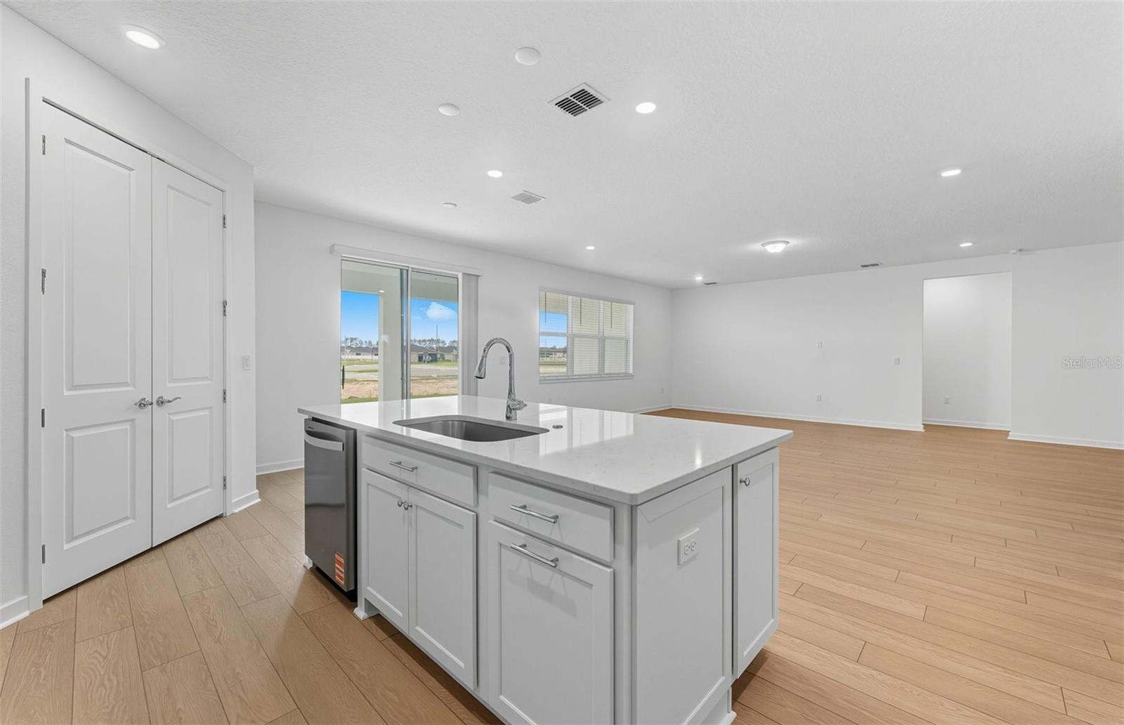 4487 SW 82ND LOOP