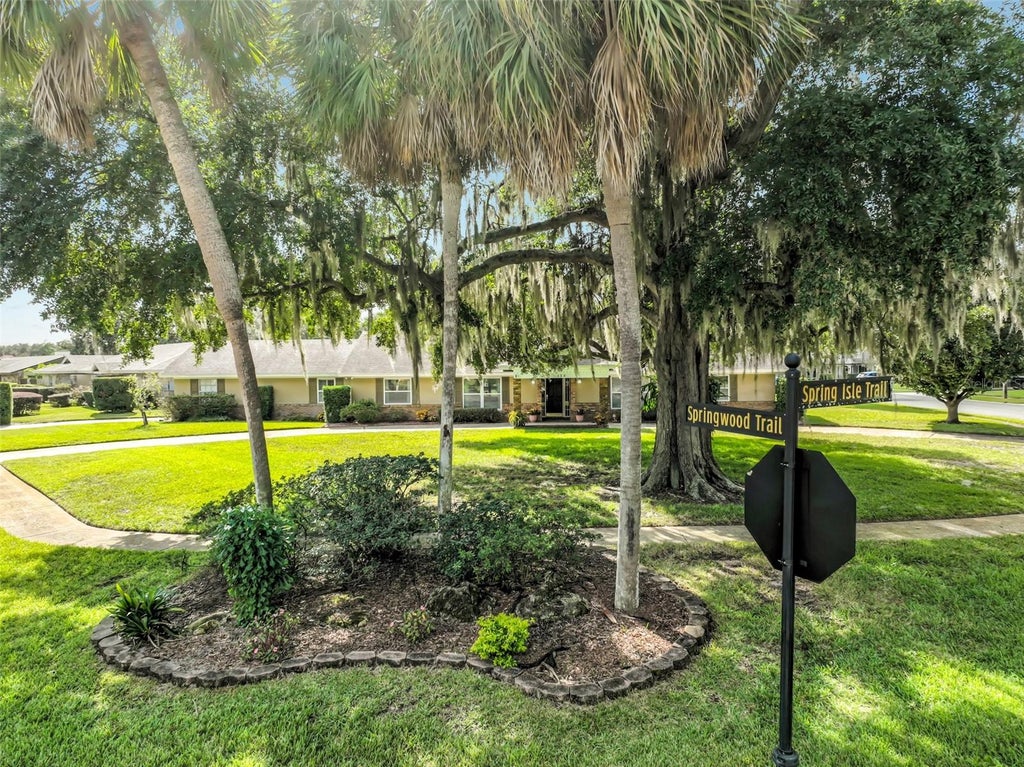 Photo of 130 Springwood Trail, Altamonte Springs, FL 32714 (MLS # O6454116)