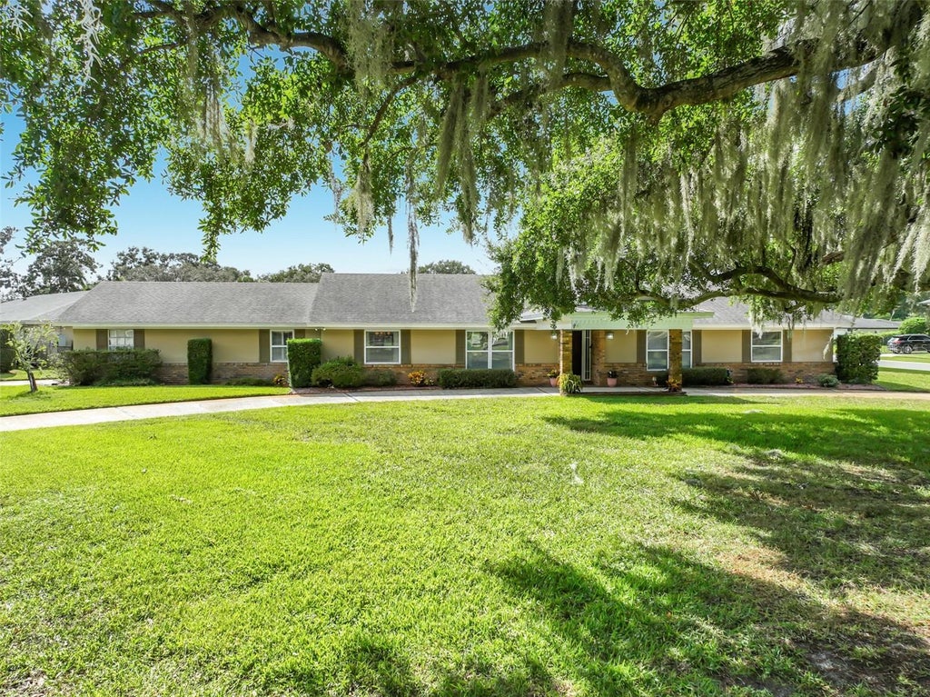 Photo of 130 Springwood Trail, Altamonte Springs, FL 32714 (MLS # O6454116)