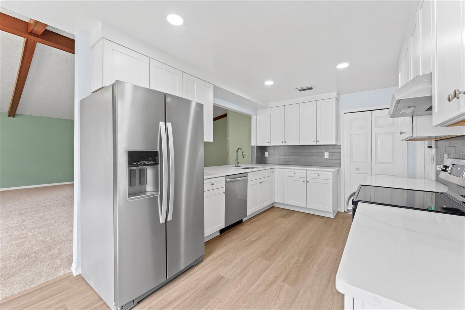 OAKTREE VILLAGE - Residential