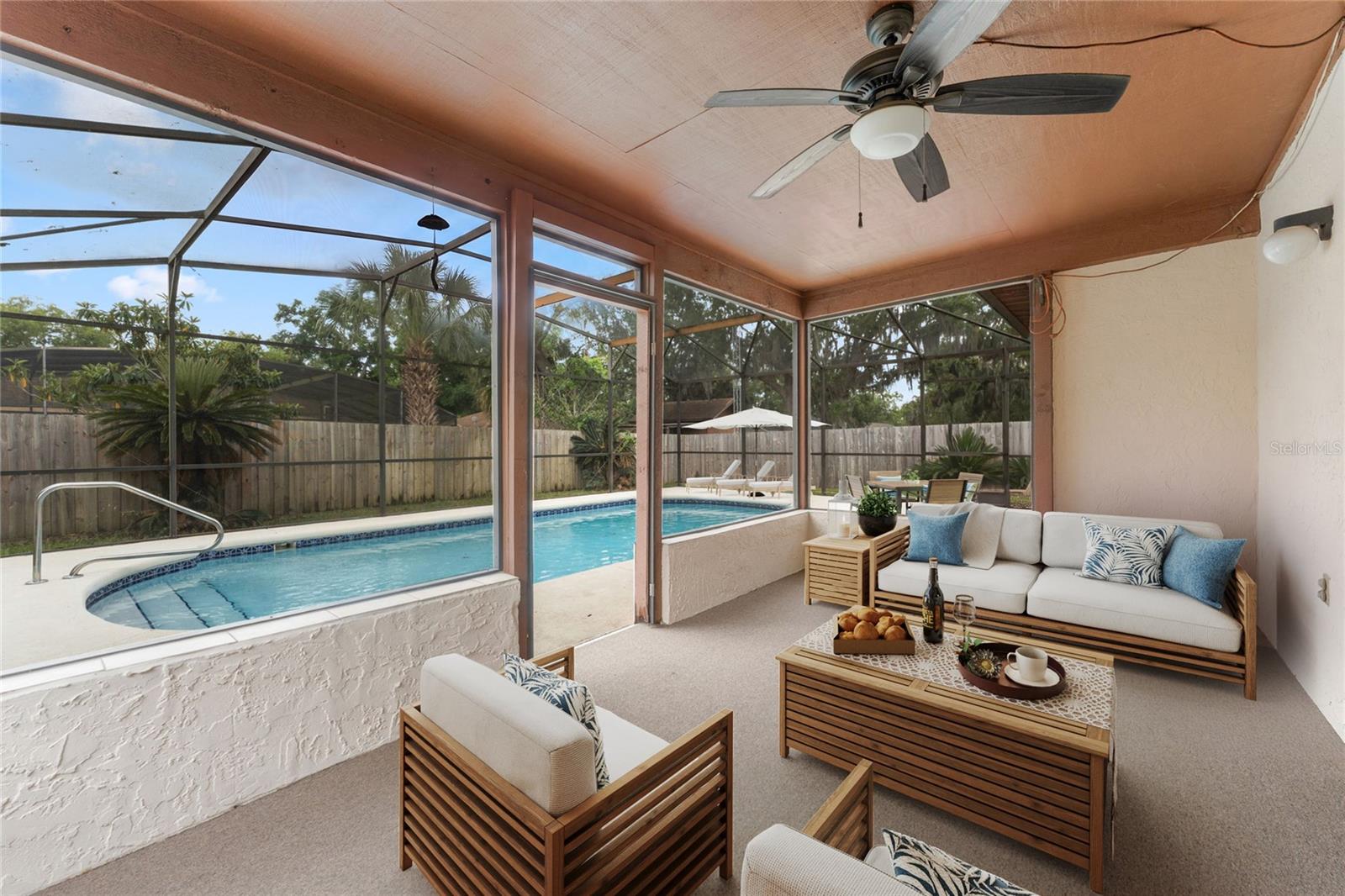 OAKTREE VILLAGE - Residential