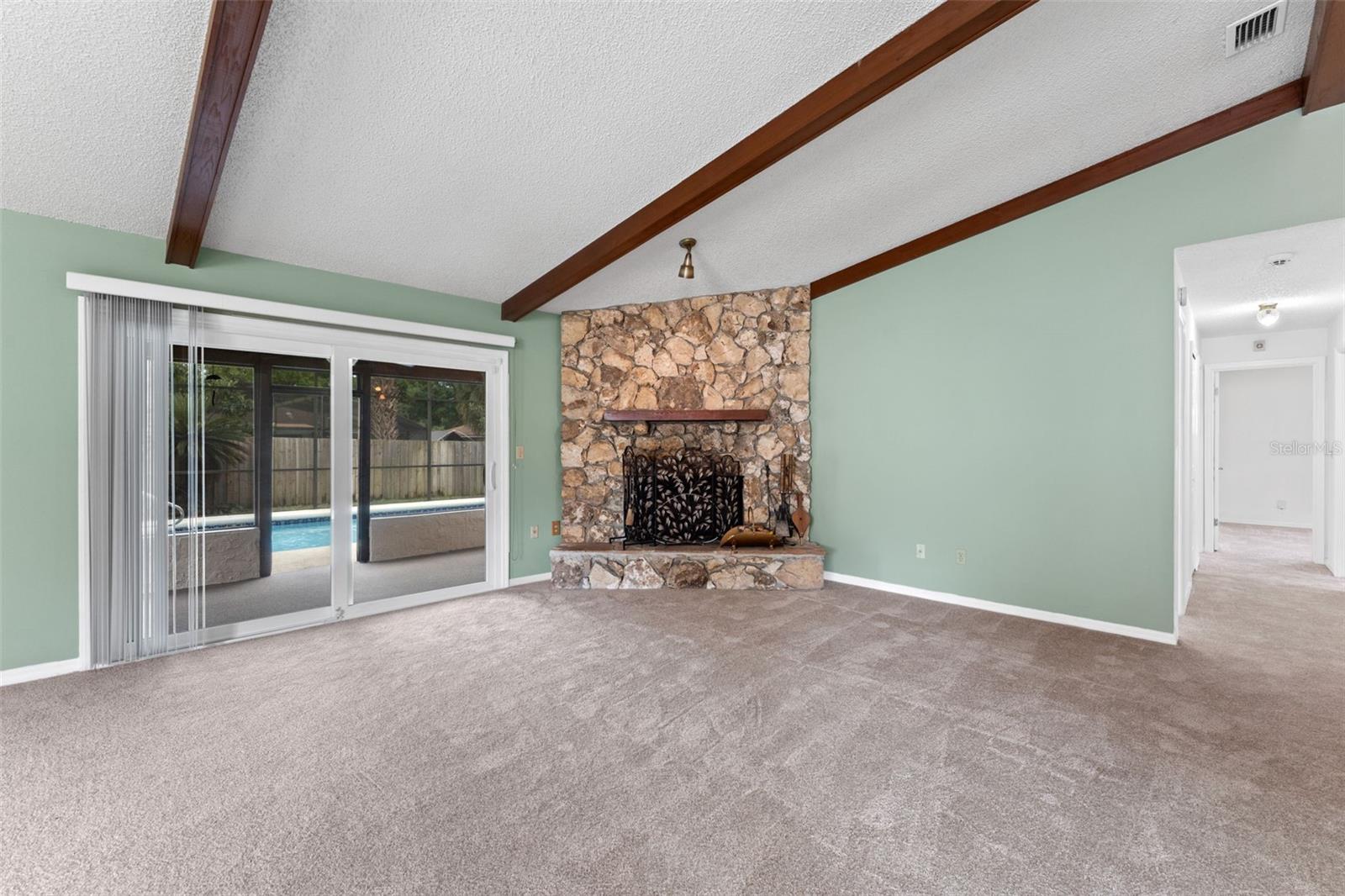 OAKTREE VILLAGE - Residential