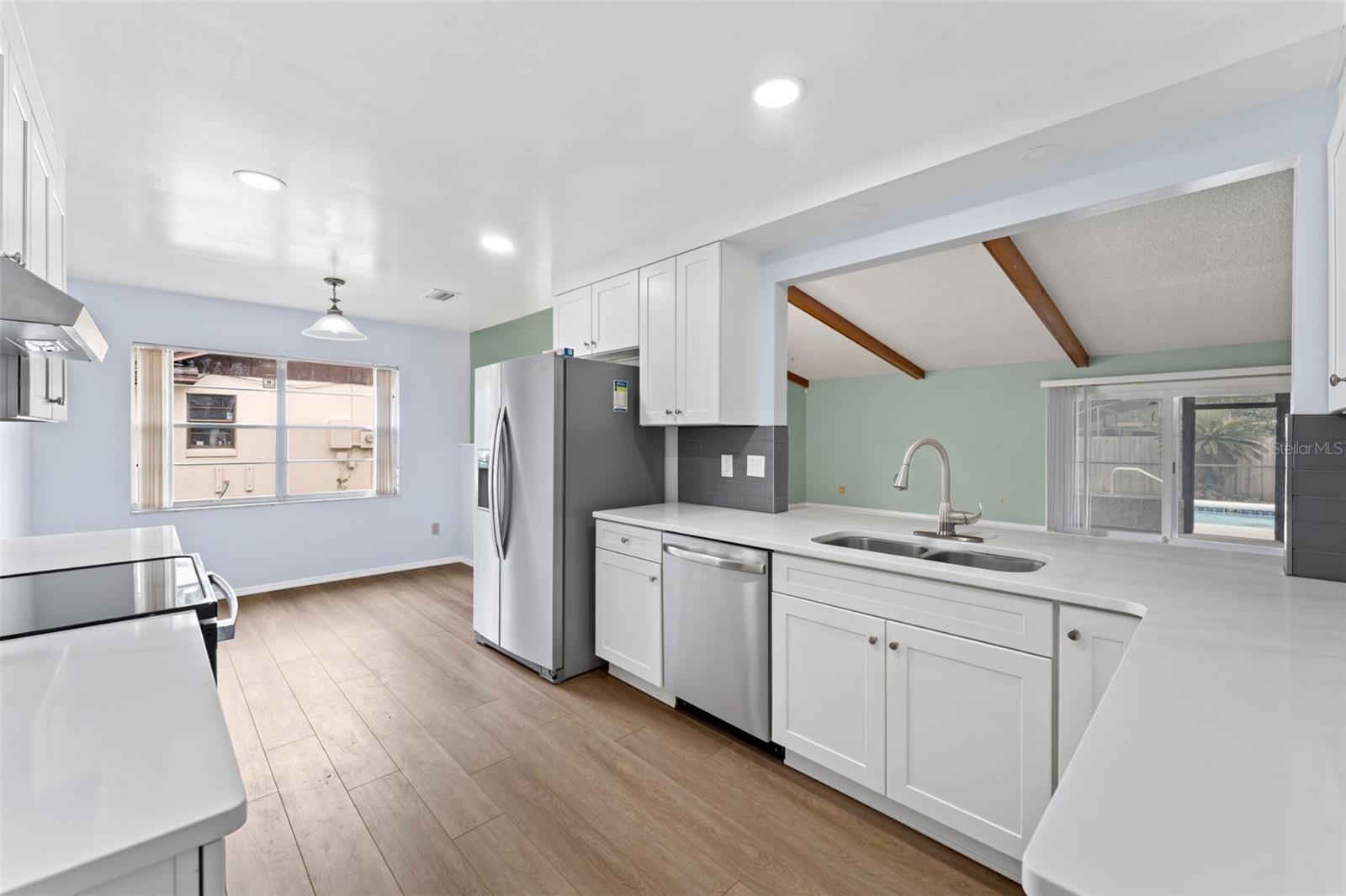OAKTREE VILLAGE - Residential