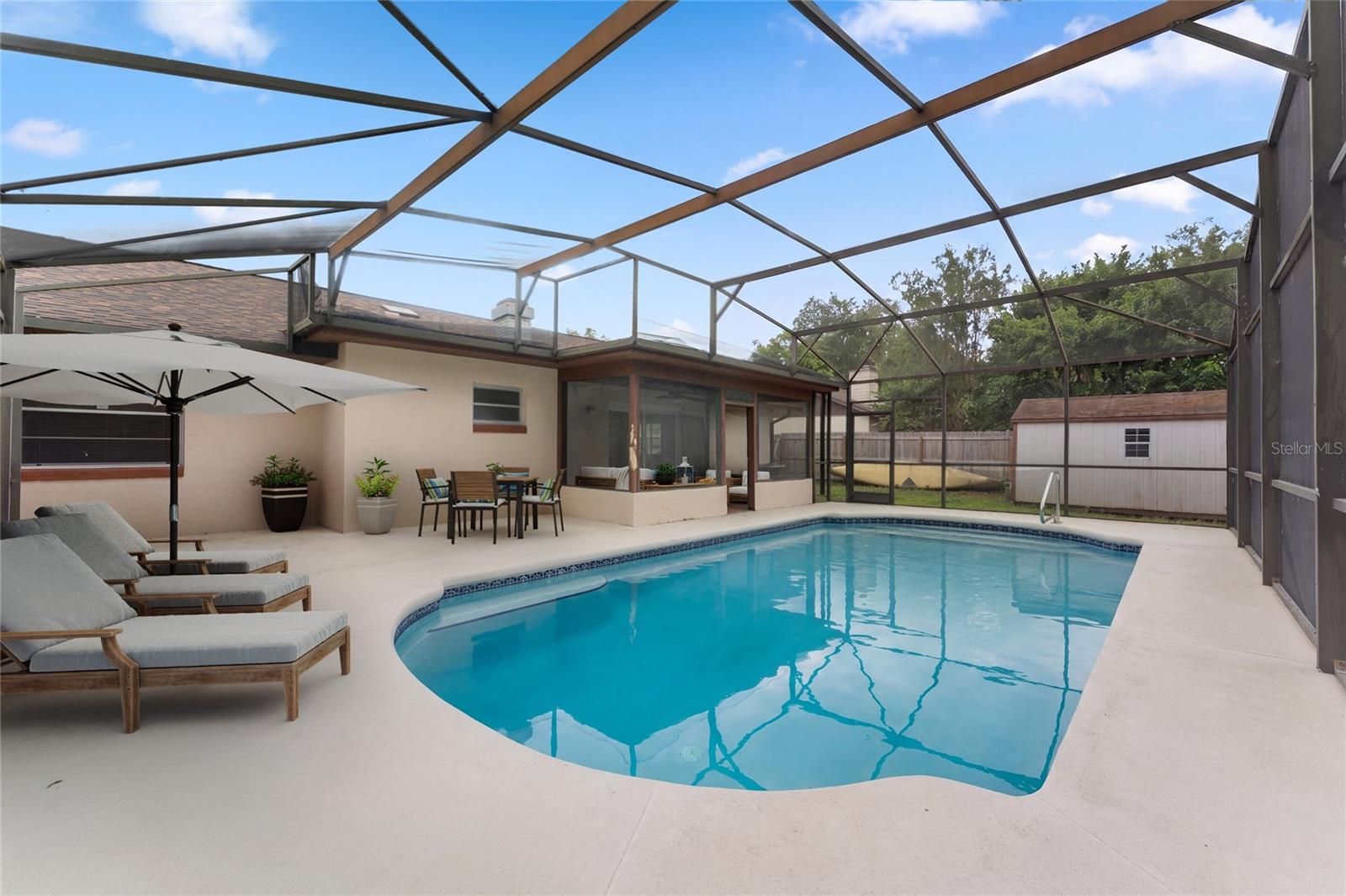 OAKTREE VILLAGE - Residential