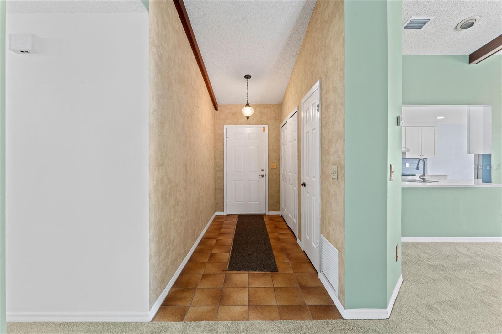 OAKTREE VILLAGE - Residential