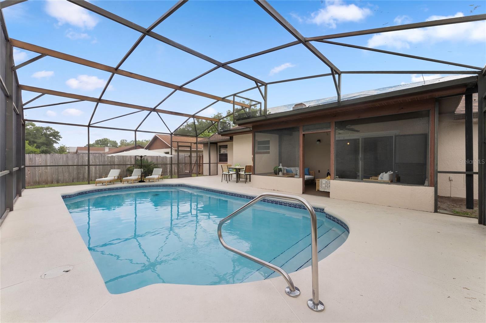 OAKTREE VILLAGE - Residential