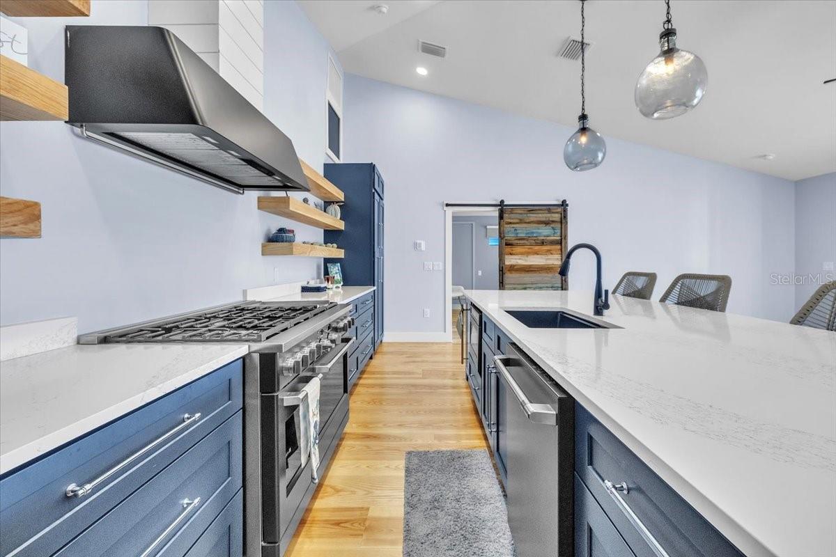 EAST LAKE COLONY - Residential