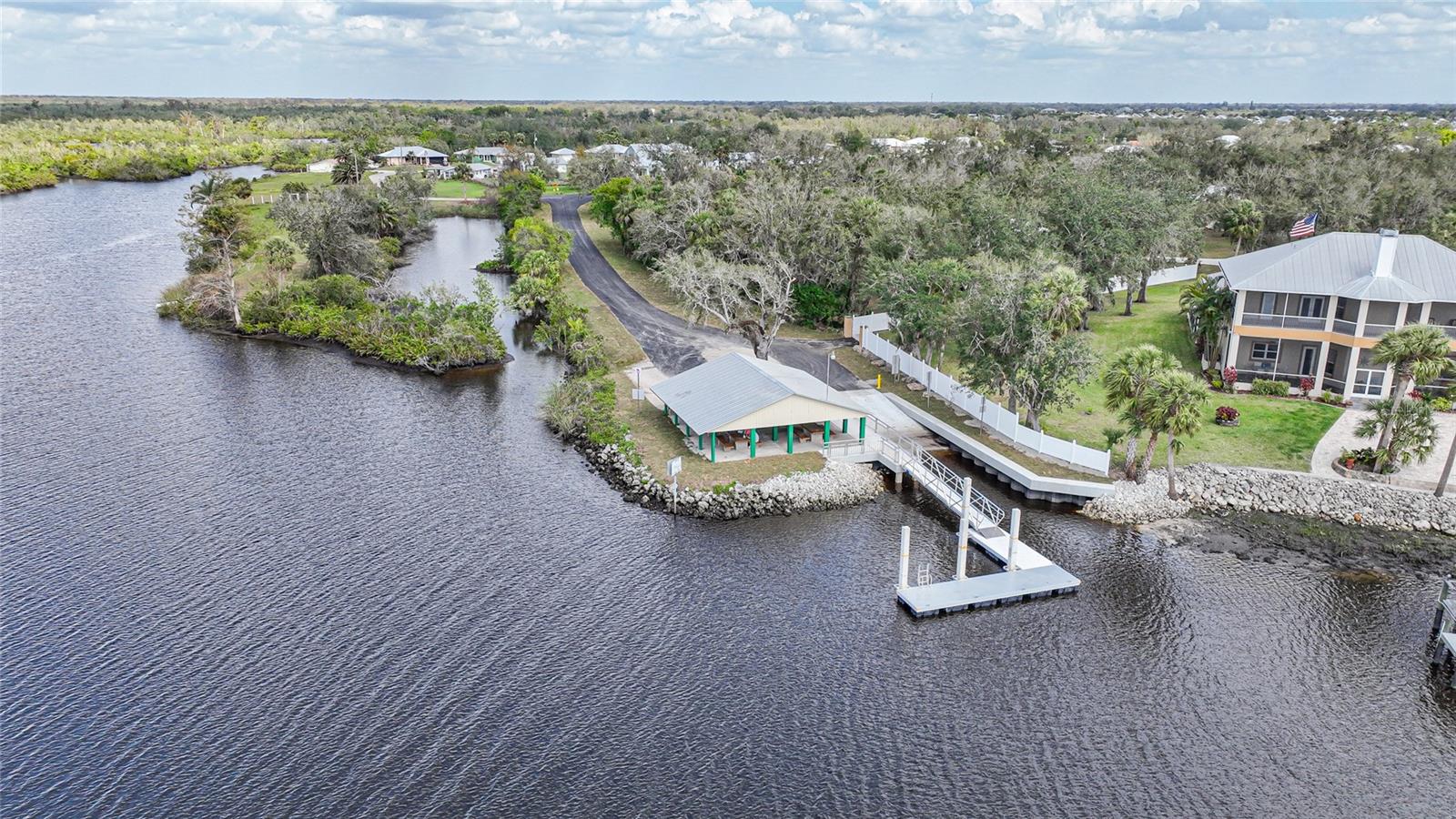 SUNNYBREEZE HBR GOLF CRSE LTS - Residential