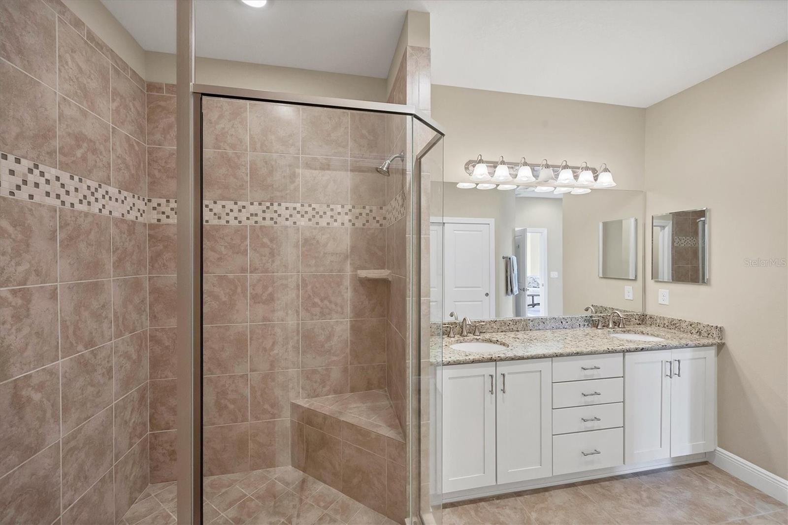 SARASOTA NATIONAL - Residential