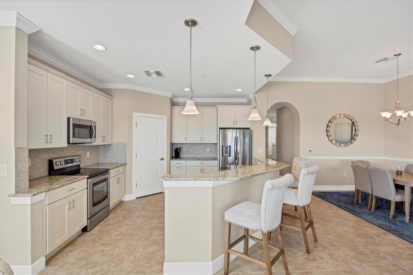 SARASOTA NATIONAL - Residential