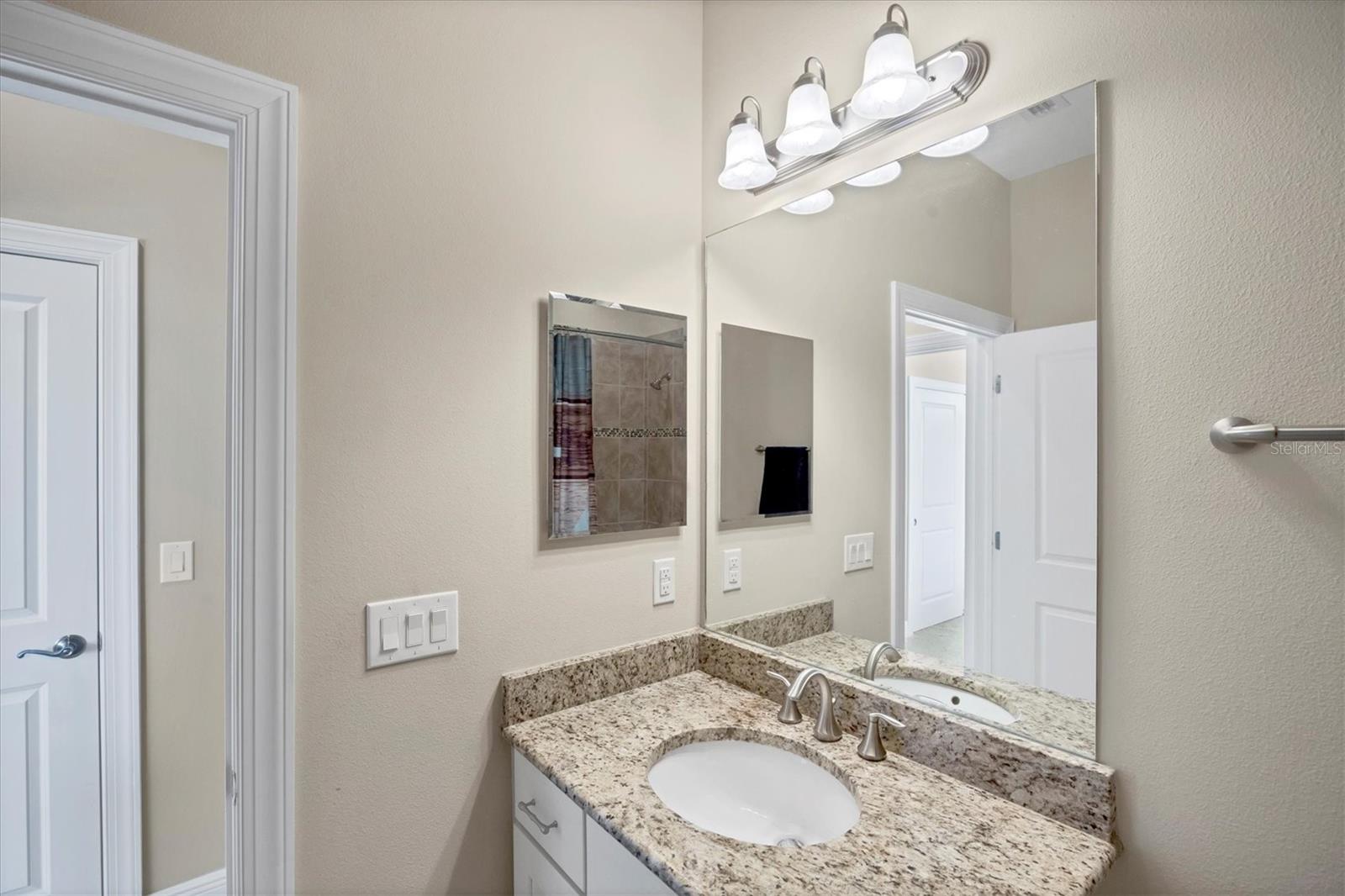 SARASOTA NATIONAL - Residential