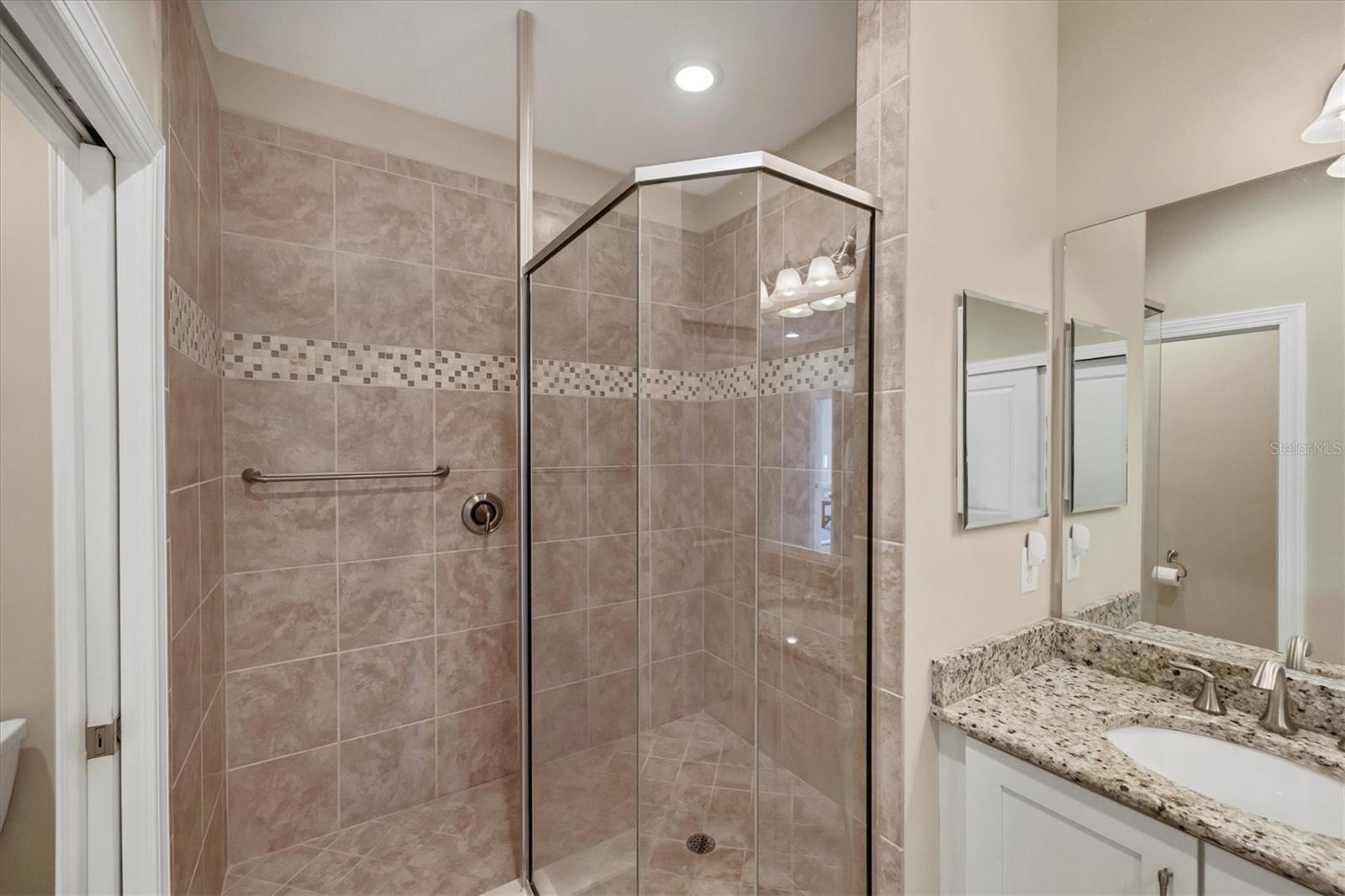 SARASOTA NATIONAL - Residential