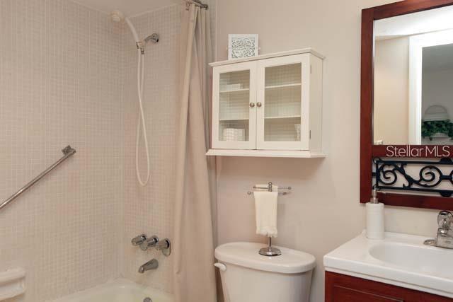 PALM-AIRE AT DESOTO LAKES CNTRY - Residential Lease