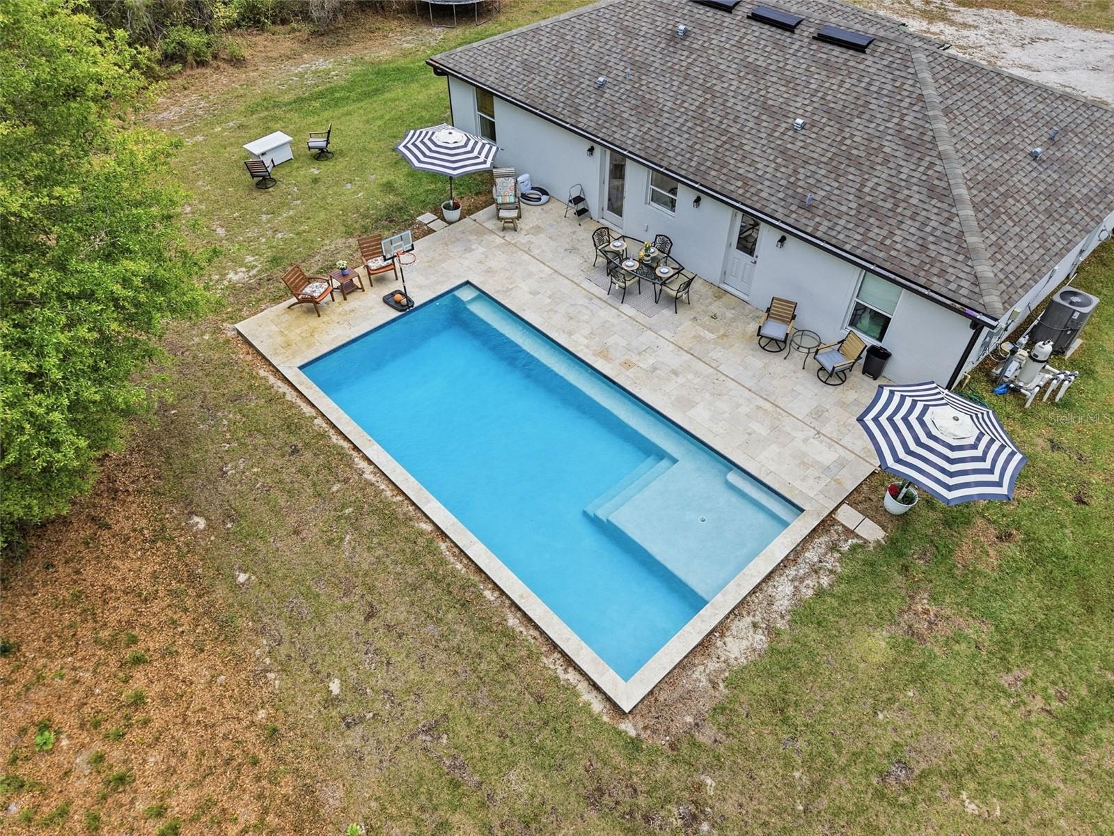 2110 E KICKLIGHTER ROAD