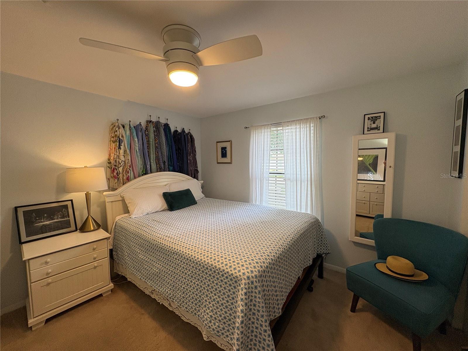 LAKE SARASOTA - Residential