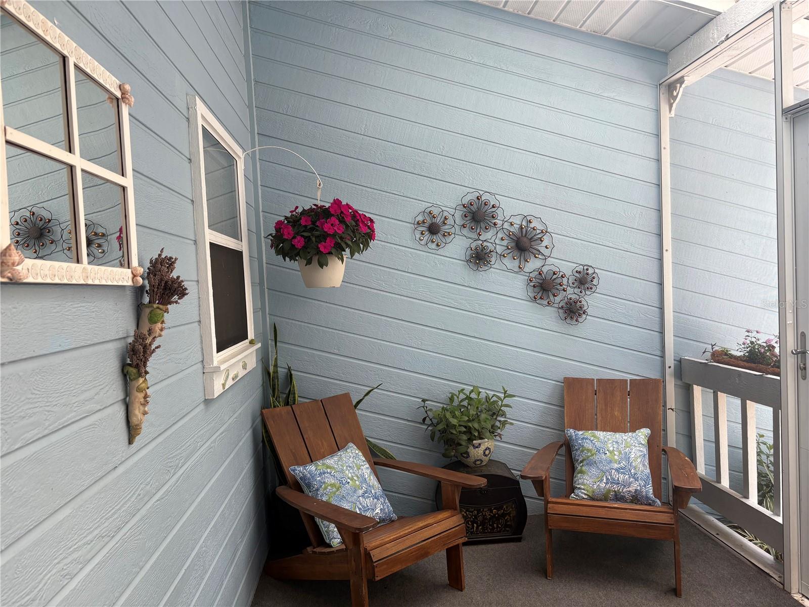 LAKE SARASOTA - Residential