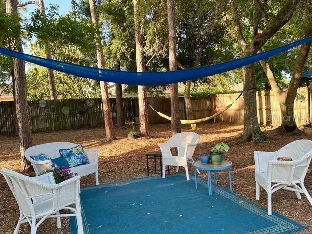 LAKE SARASOTA - Residential