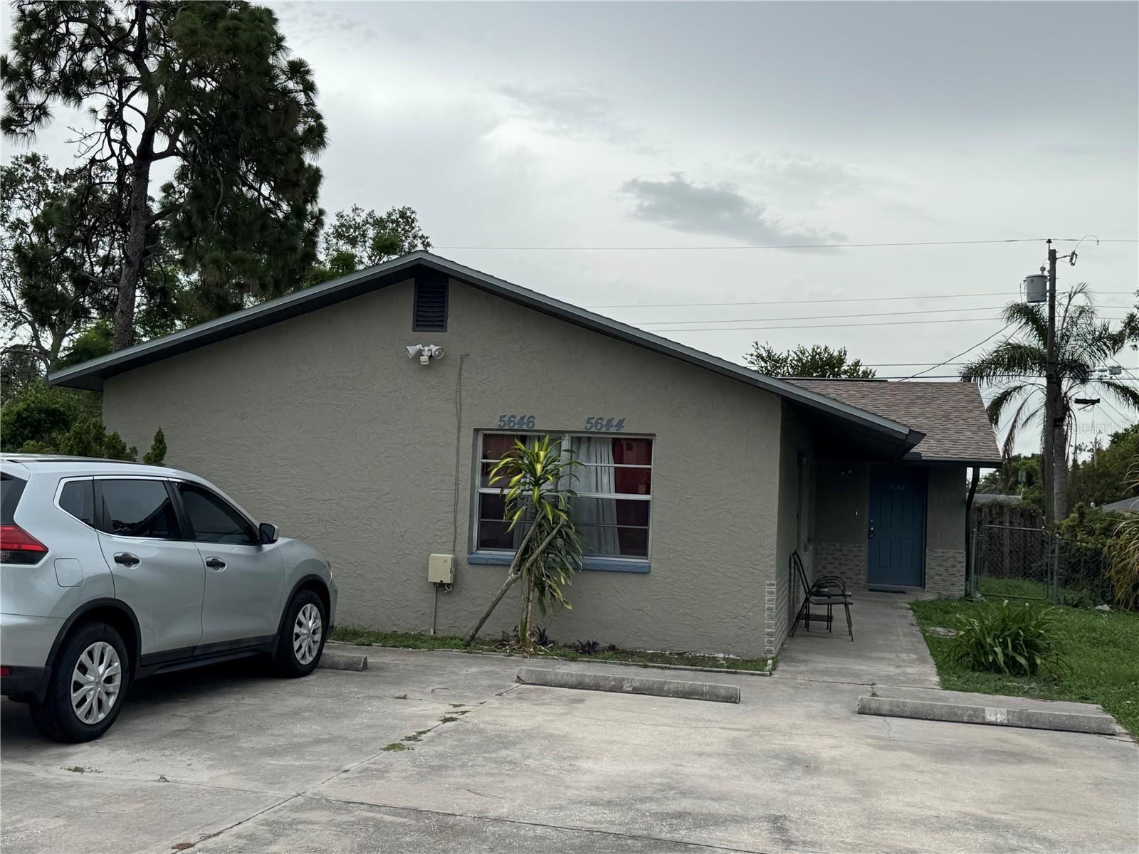 This rental in the subdivision of Dodge City, Holiday Florida offers a cozy and upgraded 2-bedroom, 1-bathroom half duplex in a peaceful neighborhood. With real wood cabinets, ceramic tile flooring, recessed lighting, and ceiling fans throughout, it’s both stylish and functional. The shed with washer/dryer hookups and a backyard swing set adds extra convenience and charm.
Located just minutes from the Gulf Coast, this home gives you easy access to Anclote River Park, Tarpon Springs for authentic Greek food, boat ride, shopping, and New Port Richey—perfect for anyone who enjoys a relaxed, beachy lifestyle with suburban comfort. Keep in mind: it’s an animal-free property, and applicants must meet income, credit, and insurance requirements.