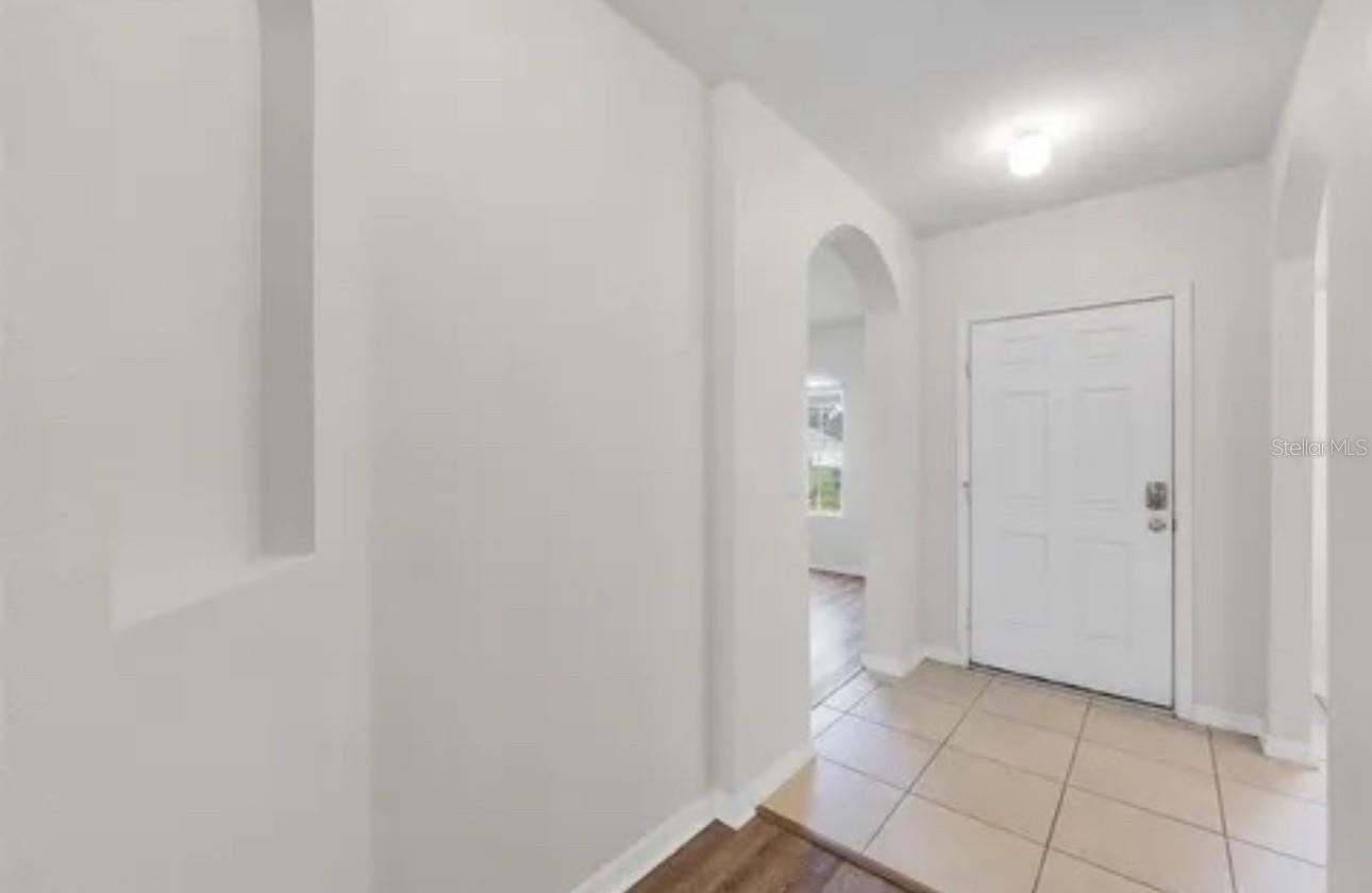 LAKE CUMMINGS ESTATE - Residential