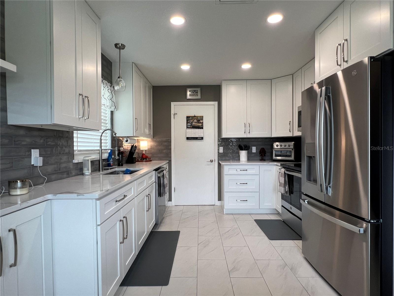 BVL UNIT 7 - Residential