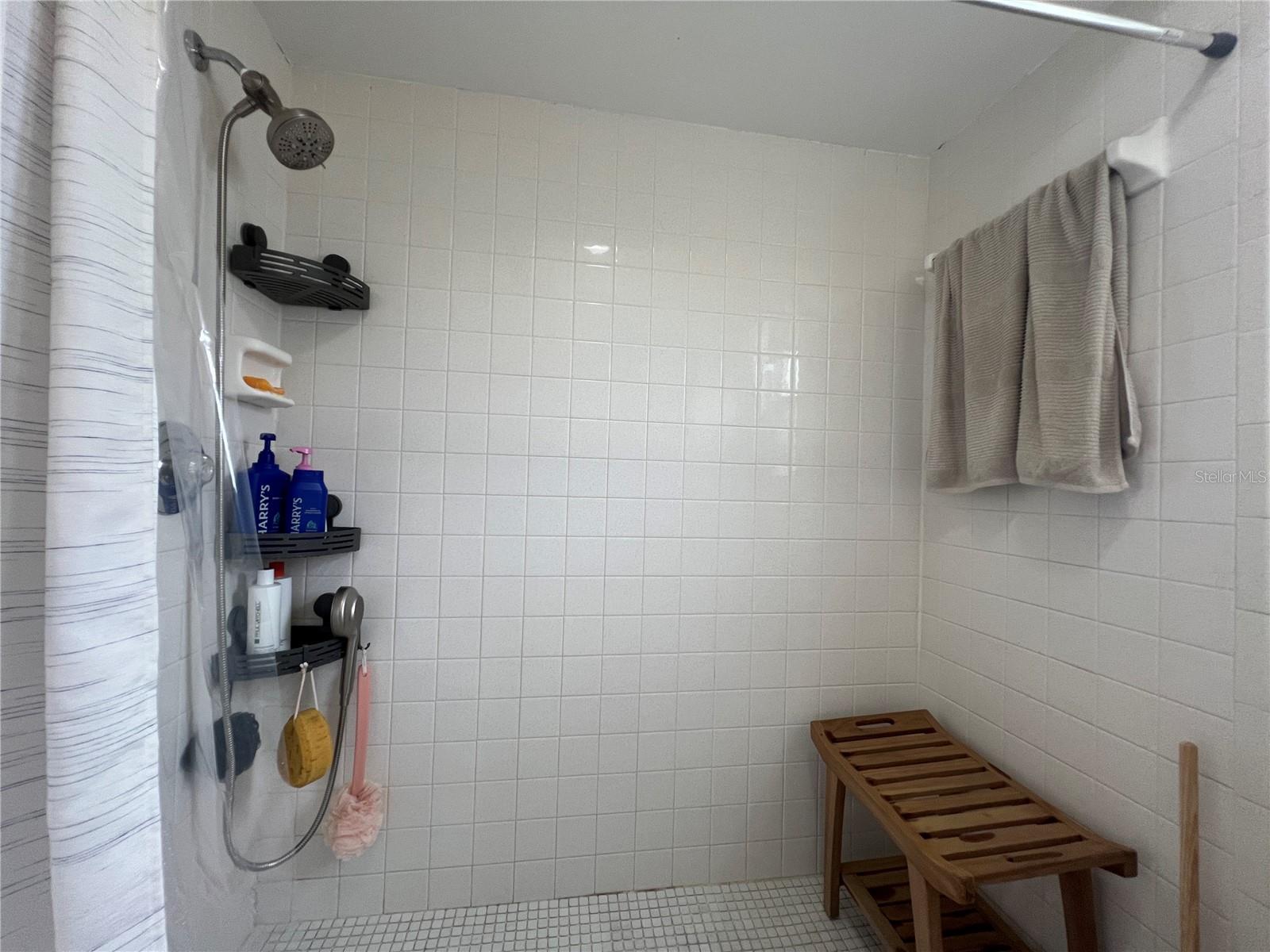 BVL UNIT 7 - Residential