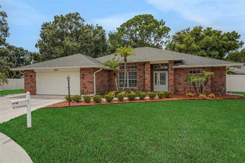 Property photo of 102 Hillside Court, Winter Haven, FL 33884