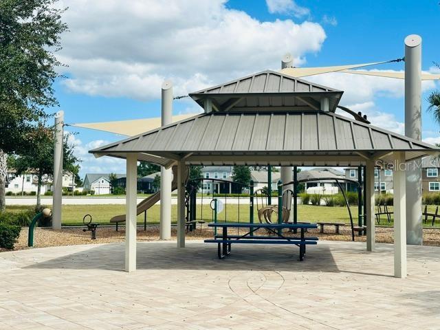 PRESERVE/CROWN POINT PH 2B - Residential