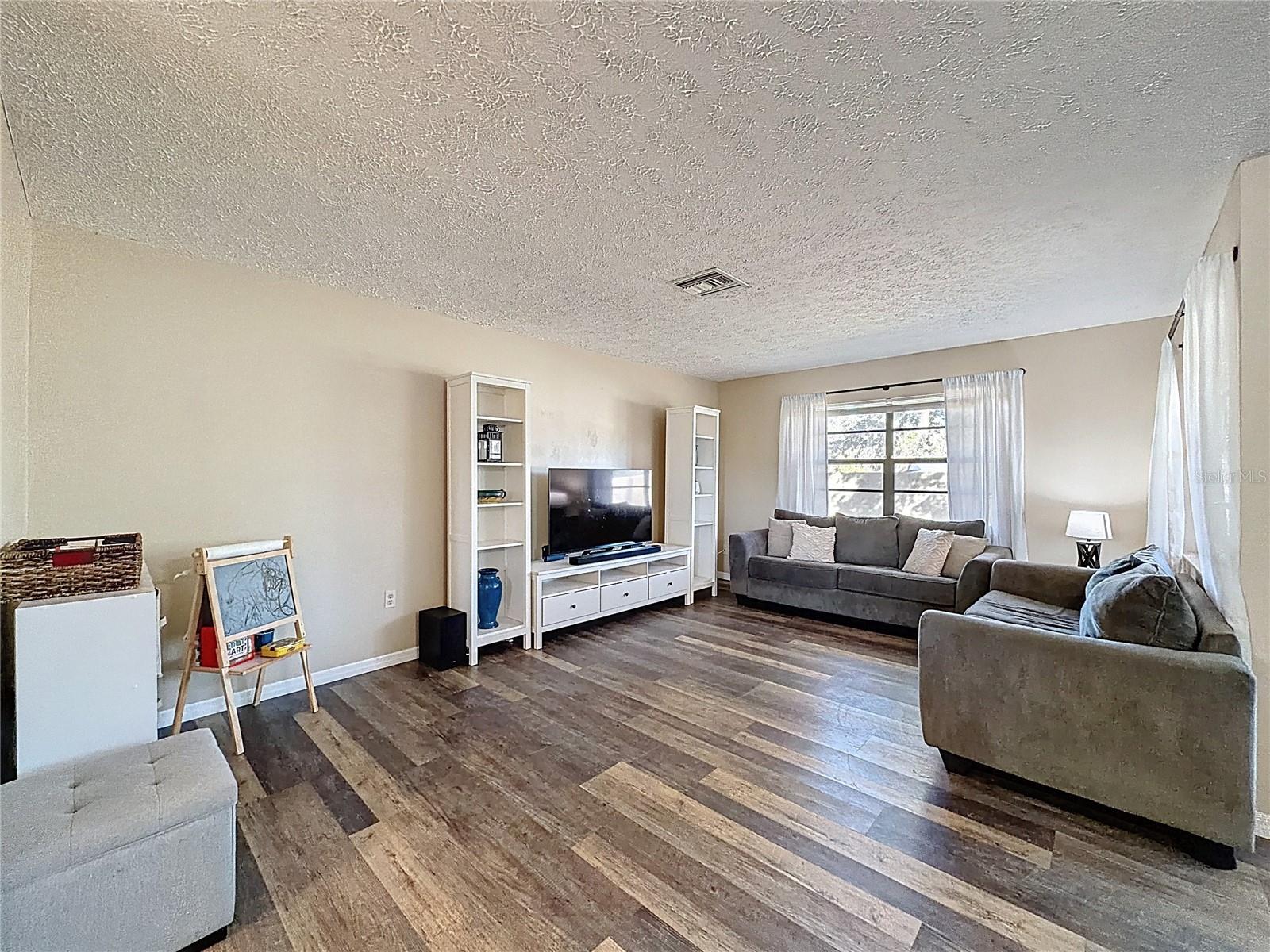 DEER PARK - Residential